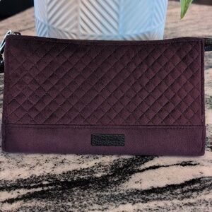 NWT Vera Bradley RFID Quilted Plum Wristlet Clutch